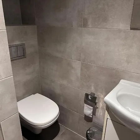 Golebia-genius Apartmán *