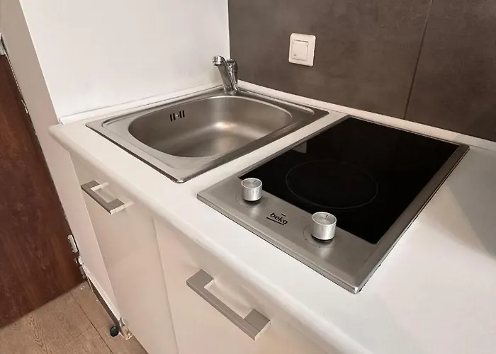 Golebia-genius شقة *